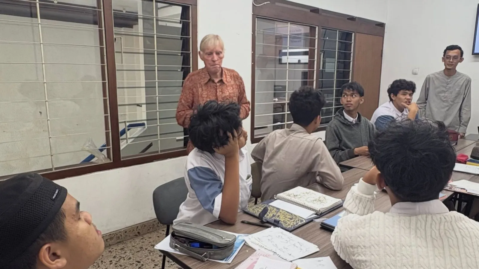 Percaya Diri Berbahasa Inggris bersama Native Speaker